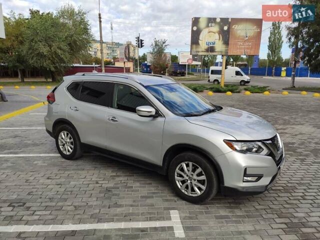 Серый Ниссан Rogue, объемом двигателя 2.49 л и пробегом 126 тыс. км за 18500 $, фото 15 на Automoto.ua
