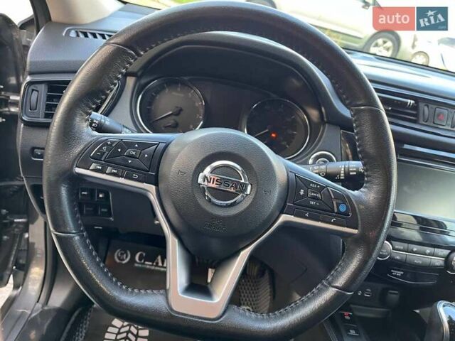 Серый Ниссан Rogue, объемом двигателя 2.49 л и пробегом 109 тыс. км за 18900 $, фото 11 на Automoto.ua
