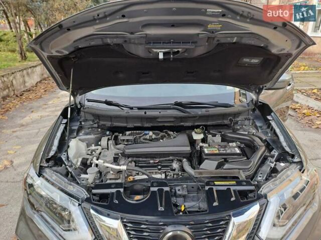 Серый Ниссан Rogue, объемом двигателя 2.5 л и пробегом 274 тыс. км за 14800 $, фото 23 на Automoto.ua