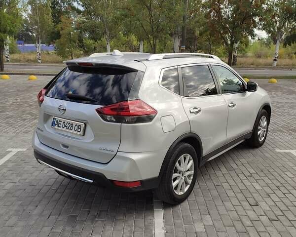 Серый Ниссан Rogue, объемом двигателя 2.49 л и пробегом 126 тыс. км за 18500 $, фото 13 на Automoto.ua