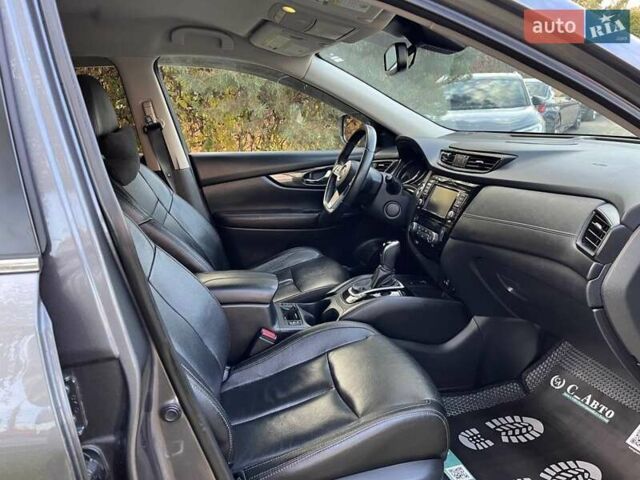 Серый Ниссан Rogue, объемом двигателя 2.49 л и пробегом 109 тыс. км за 18900 $, фото 13 на Automoto.ua