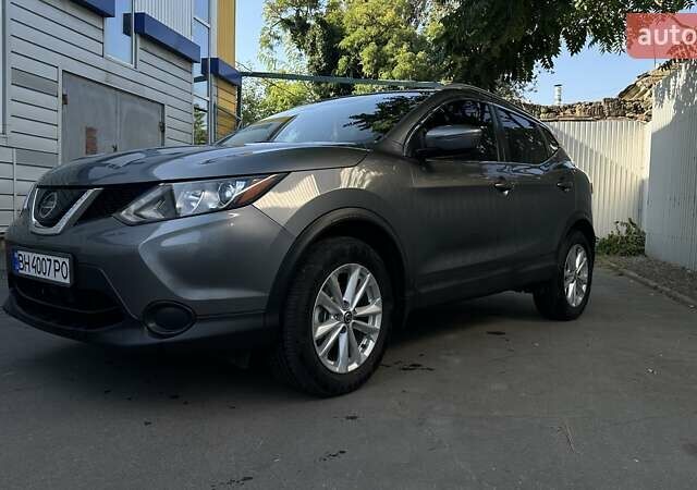 Сірий Ніссан Rogue, об'ємом двигуна 2 л та пробігом 39 тис. км за 16000 $, фото 2 на Automoto.ua