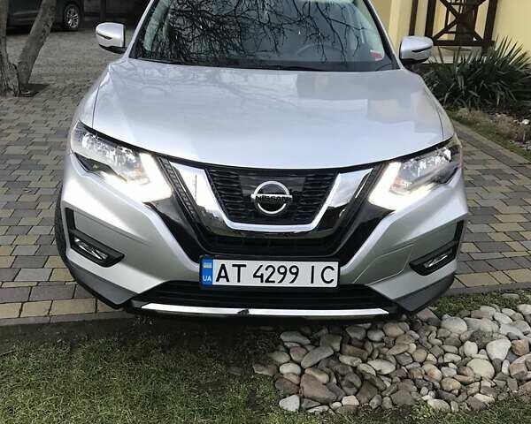 Серый Ниссан Rogue, объемом двигателя 2.5 л и пробегом 42 тыс. км за 16500 $, фото 12 на Automoto.ua