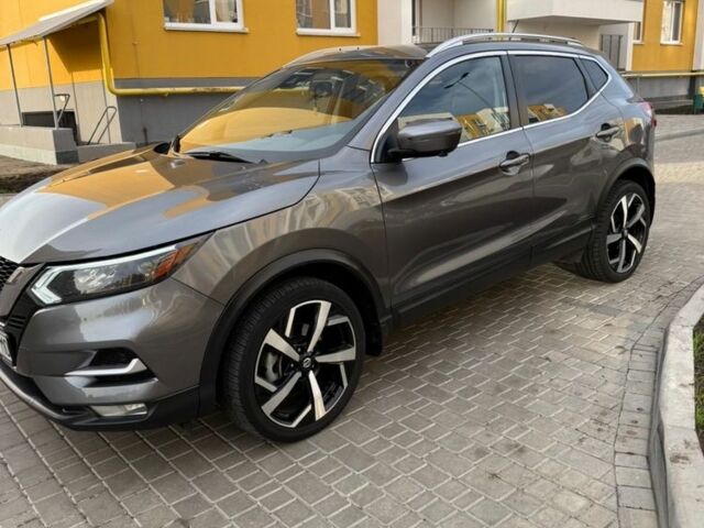 Серый Ниссан Rogue, объемом двигателя 2 л и пробегом 80 тыс. км за 17900 $, фото 2 на Automoto.ua