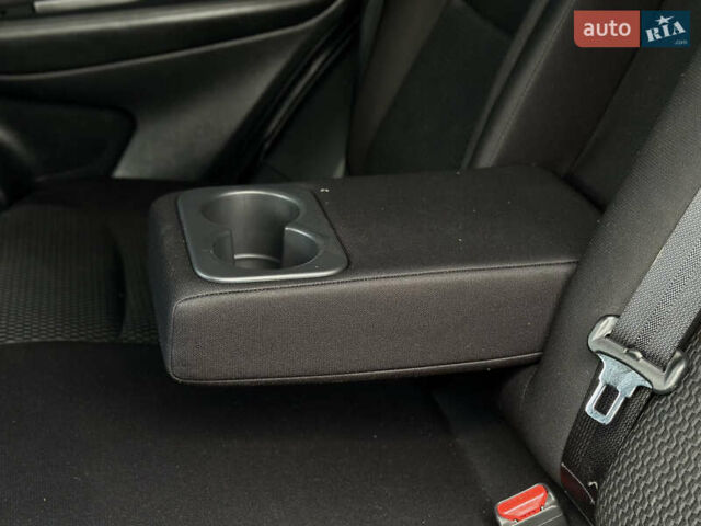Ниссан Rogue 2019 в Львове на Automoto.ua Серый Ниссан Rogue, объемом двигателя 2 л и пробегом 75 тыс. км за 15200 $, фото 56 на Automoto.ua