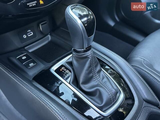 Сірий Ніссан Rogue, об'ємом двигуна 2.49 л та пробігом 174 тис. км за 14950 $, фото 62 на Automoto.ua