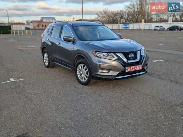 Сірий Ніссан Rogue, об'ємом двигуна 2.49 л та пробігом 90 тис. км за 16700 $, фото 2 на Automoto.ua