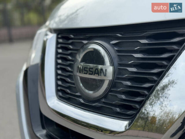 Ниссан Rogue 2019 в Запорожье на Automoto.ua Серый Ниссан Rogue, объемом двигателя 2.49 л и пробегом 115 тыс. км за 15799 $, фото 16 на Automoto.ua