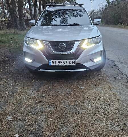 Серый Ниссан Rogue, объемом двигателя 2.49 л и пробегом 116 тыс. км за 15700 $, фото 9 на Automoto.ua