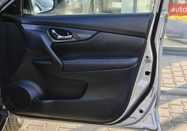 Сірий Ніссан Rogue, об'ємом двигуна 2.49 л та пробігом 152 тис. км за 14550 $, фото 21 на Automoto.ua