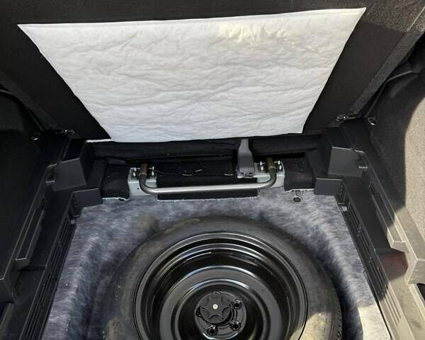 Серый Ниссан Rogue, объемом двигателя 2.5 л и пробегом 31 тыс. км за 22500 $, фото 7 на Automoto.ua