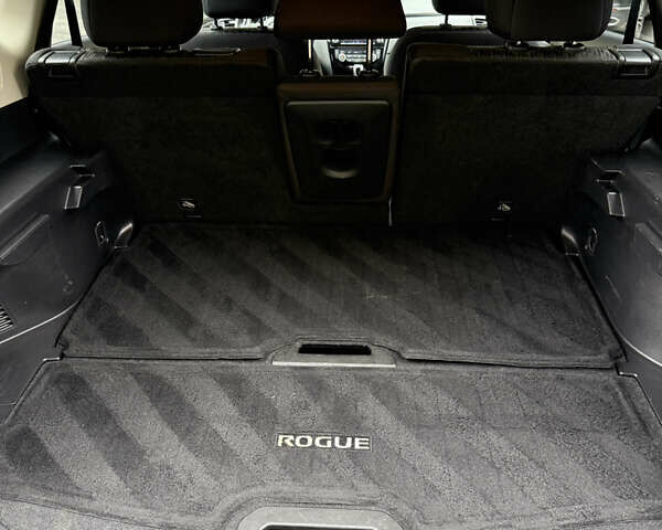 Серый Ниссан Rogue, объемом двигателя 2.49 л и пробегом 78 тыс. км за 16700 $, фото 23 на Automoto.ua