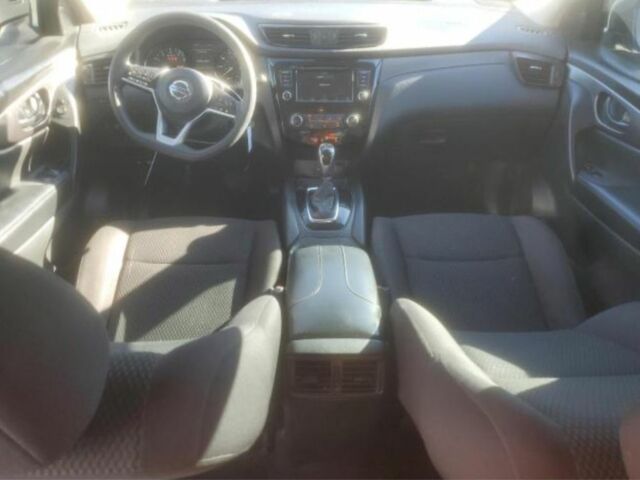 Сірий Ніссан Rogue, об'ємом двигуна 2 л та пробігом 105 тис. км за 15500 $, фото 5 на Automoto.ua