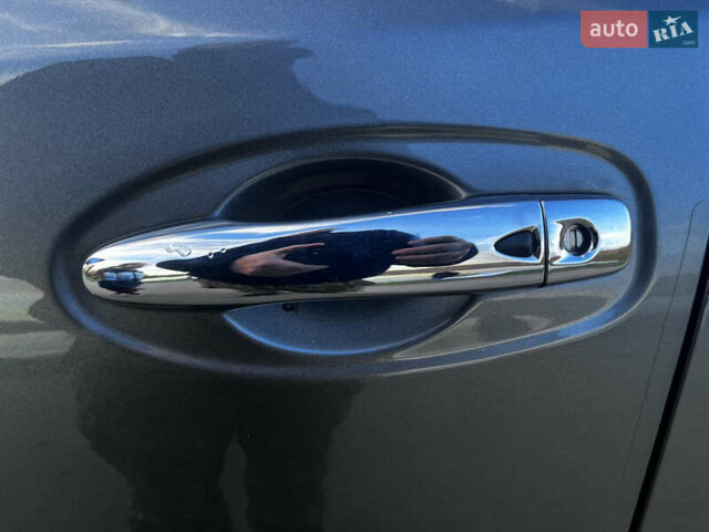 Сірий Ніссан Rogue, об'ємом двигуна 2.49 л та пробігом 91 тис. км за 17700 $, фото 9 на Automoto.ua