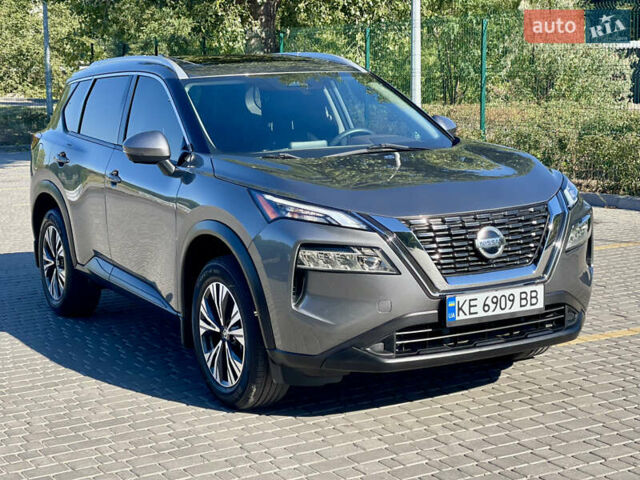 Серый Ниссан Rogue, объемом двигателя 2.49 л и пробегом 120 тыс. км за 20950 $, фото 8 на Automoto.ua