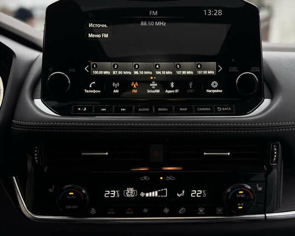 Серый Ниссан Rogue, объемом двигателя 2.49 л и пробегом 84 тыс. км за 27200 $, фото 41 на Automoto.ua