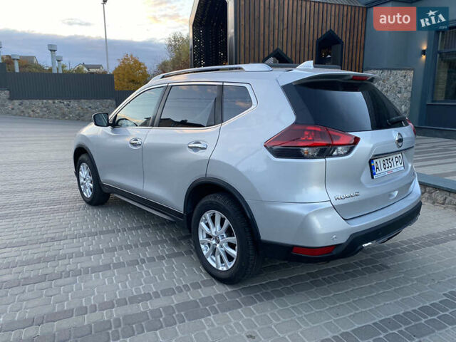 Серый Ниссан Rogue, объемом двигателя 2.49 л и пробегом 65 тыс. км за 16600 $, фото 4 на Automoto.ua