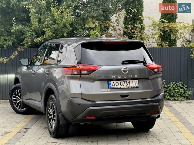 Сірий Ніссан Rogue, об'ємом двигуна 2.49 л та пробігом 83 тис. км за 21000 $, фото 12 на Automoto.ua