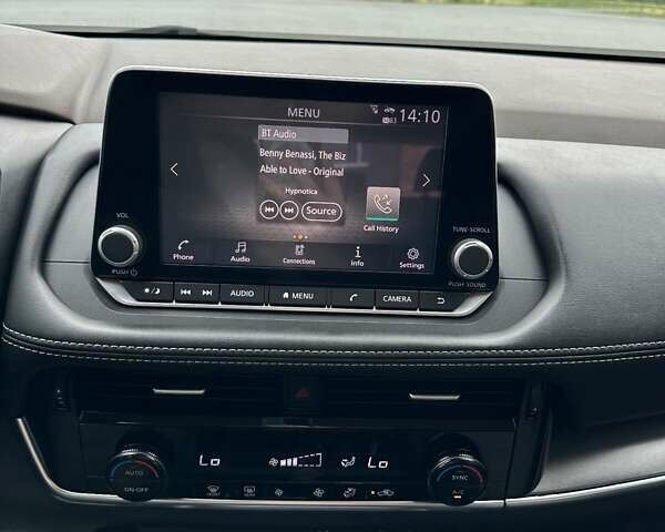 Серый Ниссан Rogue, объемом двигателя 2.49 л и пробегом 123 тыс. км за 21900 $, фото 12 на Automoto.ua