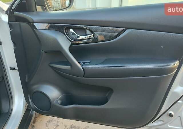 Сірий Ніссан Rogue, об'ємом двигуна 2.5 л та пробігом 22 тис. км за 17999 $, фото 16 на Automoto.ua