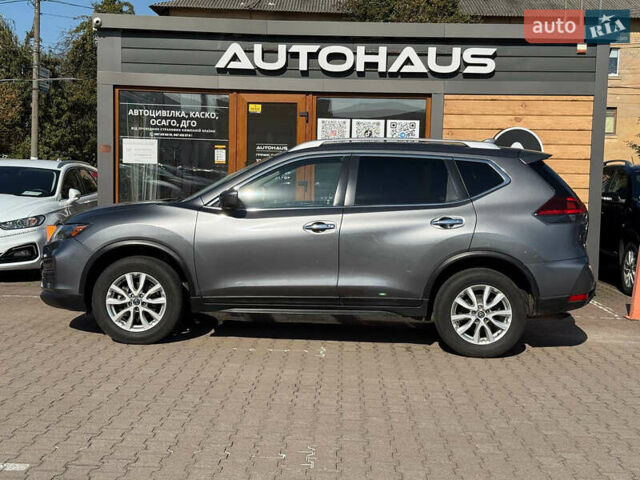 Серый Ниссан Rogue, объемом двигателя 2.49 л и пробегом 220 тыс. км за 14900 $, фото 4 на Automoto.ua