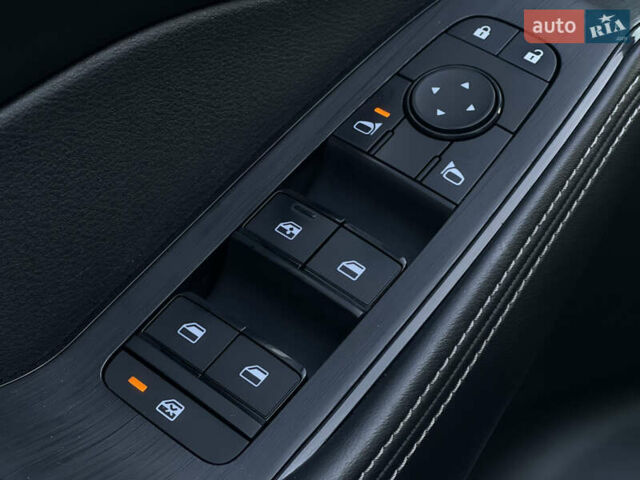 Серый Ниссан Rogue, объемом двигателя 2.49 л и пробегом 120 тыс. км за 20950 $, фото 16 на Automoto.ua