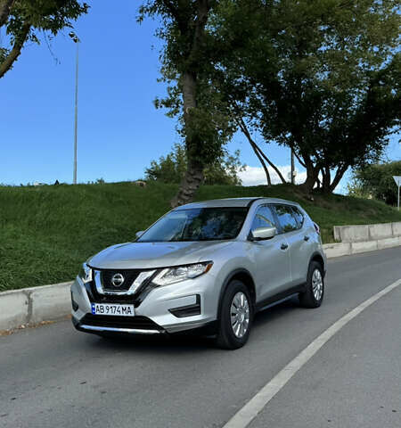 Сірий Ніссан Rogue, об'ємом двигуна 2.49 л та пробігом 122 тис. км за 15300 $, фото 1 на Automoto.ua