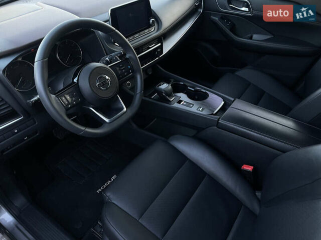 Серый Ниссан Rogue, объемом двигателя 2.49 л и пробегом 120 тыс. км за 20950 $, фото 11 на Automoto.ua