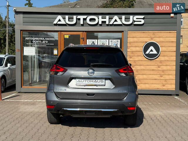 Серый Ниссан Rogue, объемом двигателя 2.49 л и пробегом 220 тыс. км за 14900 $, фото 6 на Automoto.ua