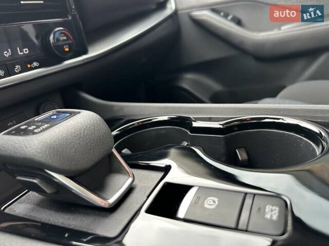 Серый Ниссан Rogue, объемом двигателя 2.49 л и пробегом 123 тыс. км за 21900 $, фото 11 на Automoto.ua