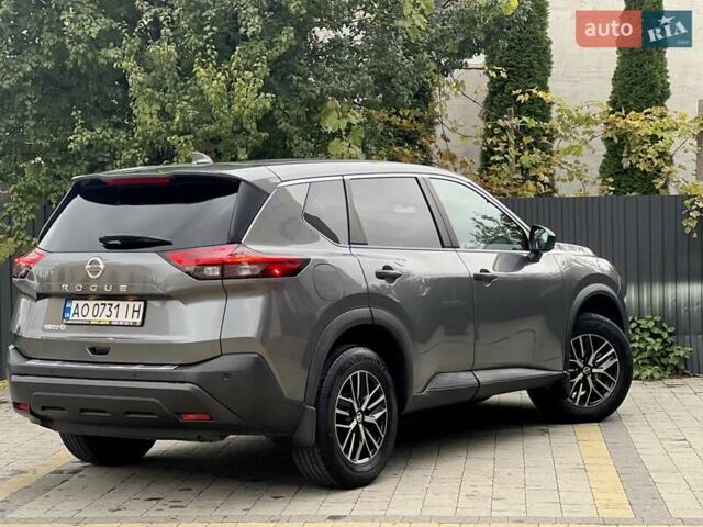 Сірий Ніссан Rogue, об'ємом двигуна 2.49 л та пробігом 83 тис. км за 21000 $, фото 9 на Automoto.ua
