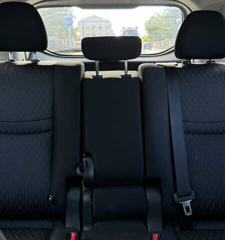 Сірий Ніссан Rogue, об'ємом двигуна 2.49 л та пробігом 122 тис. км за 15300 $, фото 13 на Automoto.ua