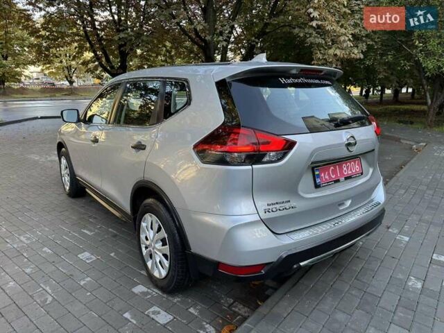 Серый Ниссан Rogue, объемом двигателя 2.49 л и пробегом 30 тыс. км за 13600 $, фото 5 на Automoto.ua