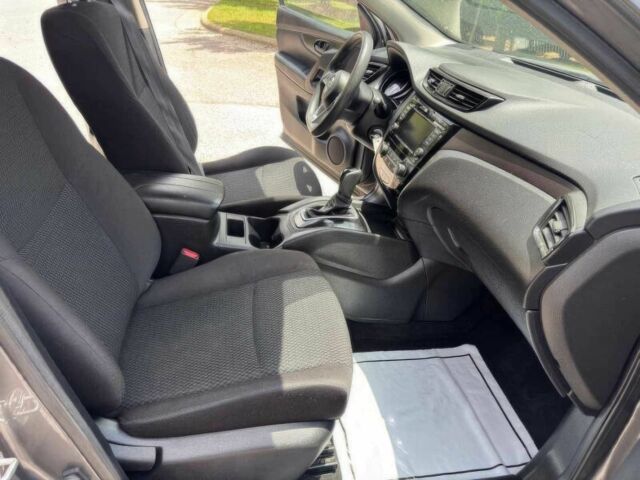 Сірий Ніссан Rogue, об'ємом двигуна 2 л та пробігом 34 тис. км за 8250 $, фото 8 на Automoto.ua