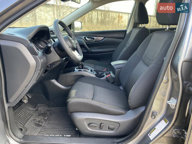 Серый Ниссан Rogue, объемом двигателя 2.5 л и пробегом 72 тыс. км за 15999 $, фото 16 на Automoto.ua
