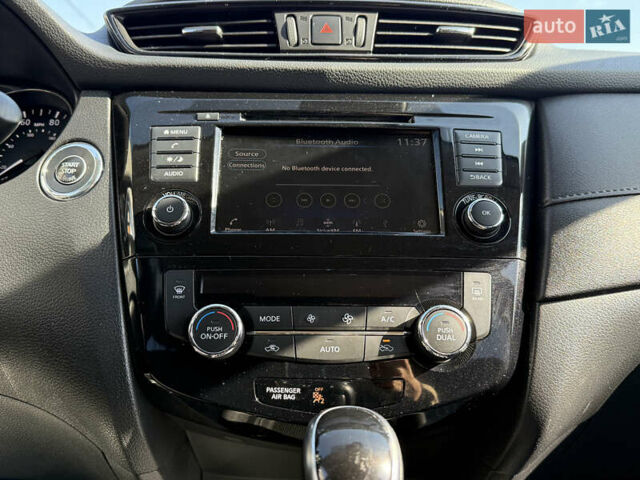 Сірий Ніссан Rogue, об'ємом двигуна 2.49 л та пробігом 220 тис. км за 14900 $, фото 15 на Automoto.ua