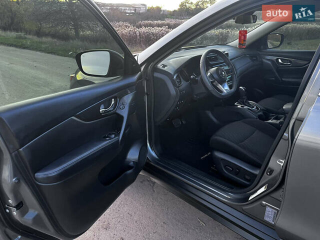 Сірий Ніссан Rogue, об'ємом двигуна 2.49 л та пробігом 91 тис. км за 17700 $, фото 14 на Automoto.ua