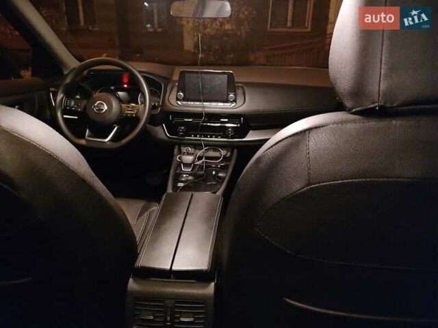Серый Ниссан Rogue, объемом двигателя 2.49 л и пробегом 104 тыс. км за 21900 $, фото 5 на Automoto.ua
