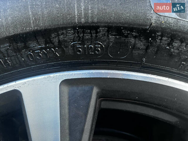 Сірий Ніссан Rogue, об'ємом двигуна 2.49 л та пробігом 91 тис. км за 17700 $, фото 10 на Automoto.ua