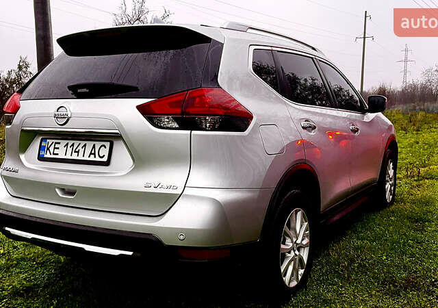 Серый Ниссан Rogue, объемом двигателя 2.49 л и пробегом 56 тыс. км за 17499 $, фото 7 на Automoto.ua