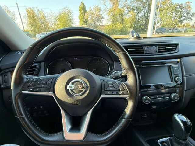 Серый Ниссан Rogue, объемом двигателя 2.5 л и пробегом 56 тыс. км за 17500 $, фото 3 на Automoto.ua