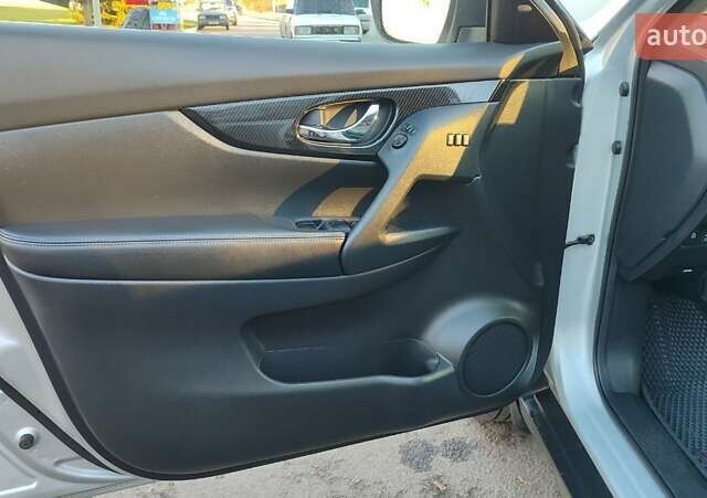 Сірий Ніссан Rogue, об'ємом двигуна 2.5 л та пробігом 22 тис. км за 17999 $, фото 20 на Automoto.ua