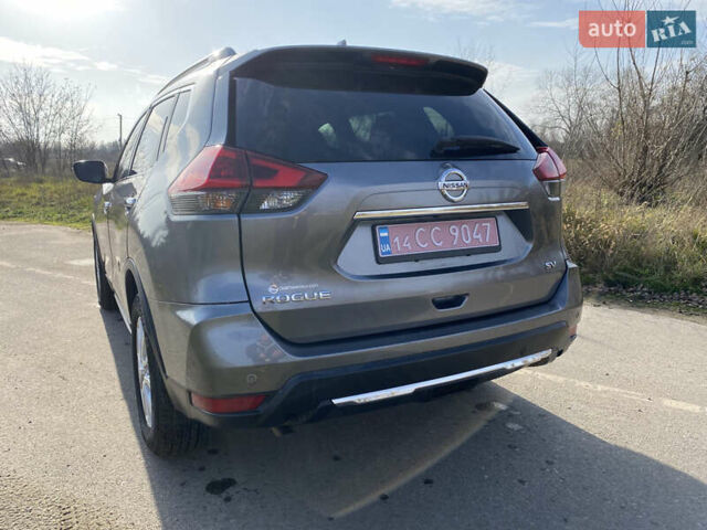 Серый Ниссан Rogue, объемом двигателя 2.5 л и пробегом 72 тыс. км за 15999 $, фото 5 на Automoto.ua