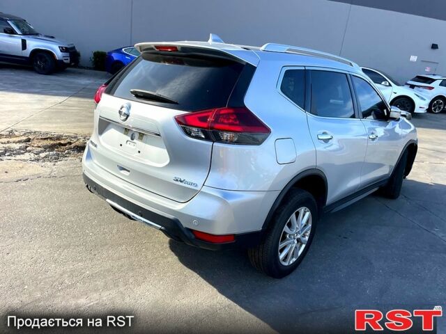 Сірий Ніссан Rogue, об'ємом двигуна 2.5 л та пробігом 75 тис. км за 15999 $, фото 7 на Automoto.ua