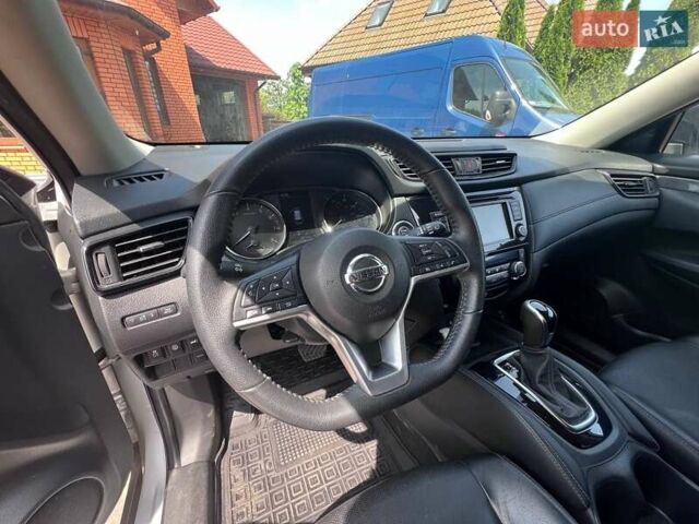 Сірий Ніссан Rogue, об'ємом двигуна 2.5 л та пробігом 68 тис. км за 16000 $, фото 4 на Automoto.ua
