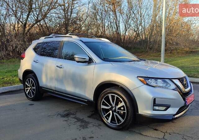 Сірий Ніссан Rogue, об'ємом двигуна 2.5 л та пробігом 22 тис. км за 17999 $, фото 1 на Automoto.ua