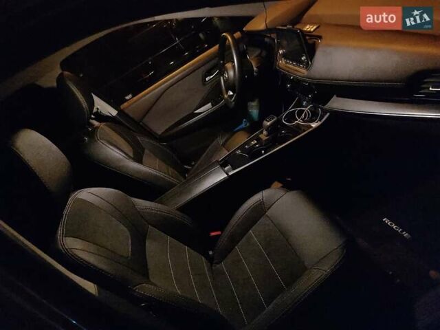 Серый Ниссан Rogue, объемом двигателя 2.49 л и пробегом 104 тыс. км за 21900 $, фото 7 на Automoto.ua