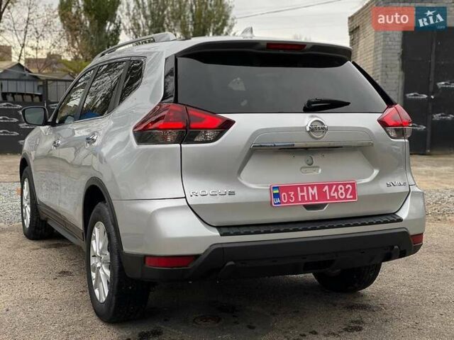 Сірий Ніссан Rogue, об'ємом двигуна 2.5 л та пробігом 110 тис. км за 17500 $, фото 9 на Automoto.ua