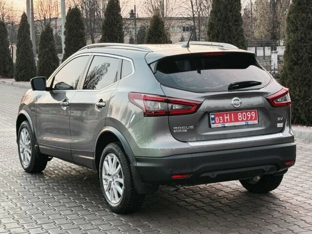 Серый Ниссан Rogue, объемом двигателя 2 л и пробегом 10 тыс. км за 17900 $, фото 4 на Automoto.ua