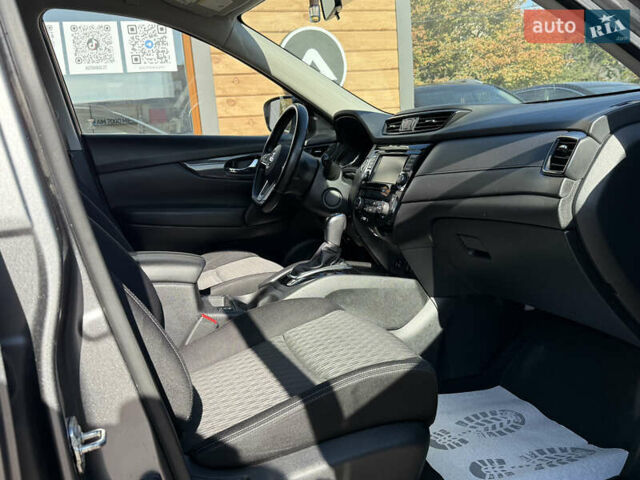 Сірий Ніссан Rogue, об'ємом двигуна 2.49 л та пробігом 220 тис. км за 14900 $, фото 9 на Automoto.ua